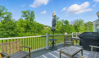 3078 N Spurway Dr, Ann Arbor, MI 48105