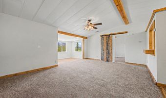 33541 S MOUNTAIN VIEW Rd, Black Canyon City, AZ 85324