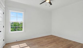 5011 Tennessee St, Bay St. Louis, MS 39520