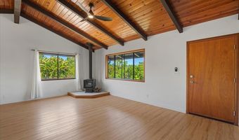 2130 Kauhikoa Rd A, Haiku, HI 96708