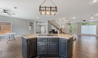 100 Plantation Ln, Batesville, AR 72501