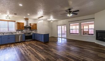 1043 Valley View Dr, Bloomfield, NM 87413