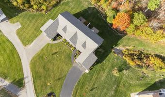 58 Granite Ln, Chester, NH 03036
