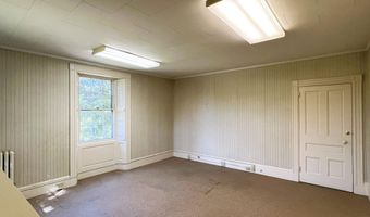 8 Crosby St, Augusta, ME 04330