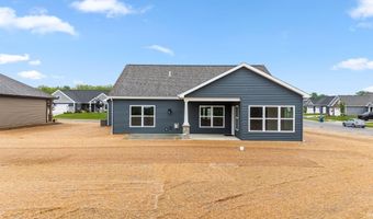 2001 Bogey Ct, Auburn, IN 46706