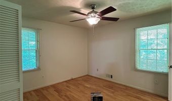 375 Segrest Cir, Athens, GA 30605