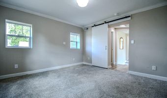 304 N 3rd St, Anna, OH 45302