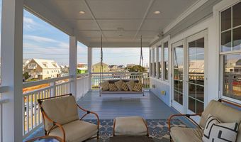 301 Old Causeway Rd, Atlantic Beach, NC 28512