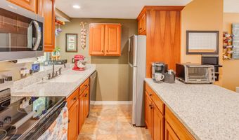 96 Fairway Dr 1, Ashland, NH 03217