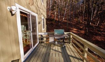 21 Isaax Fox Dr, Campton, NH 03223