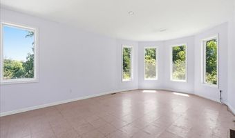 73 CHURCH Rd, Arnold, MD 21012