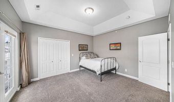 5610 Arbor Chase Dr, Ann Arbor, MI 48103