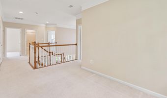 21565 CENTER POINT Cir, Ashburn, VA 20147