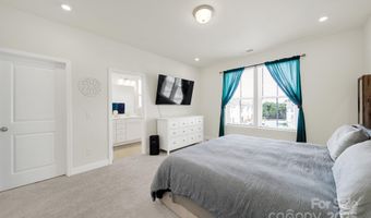 4202 Alexander View Dr 36, Charlotte, NC 28226