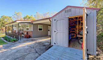 60 Tarrent St, Andrews, NC 28901