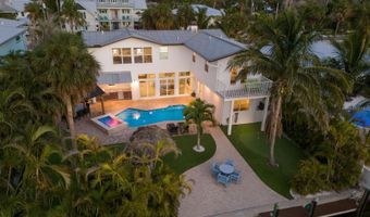 212 OAK Ave, Anna Maria, FL 34216