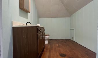 18 Madison St, Beattyville, KY 41311