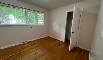 8716 MCNAIR Dr, Alexandria, VA 22309