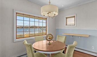 99 Smith St, Bristol, RI 02809