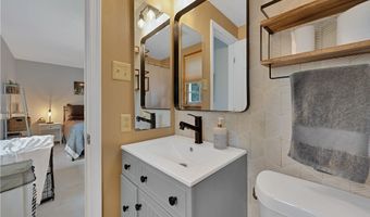 1028 Lexington Dr, Aliquippa, PA 15001