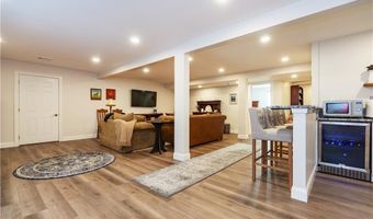 25 Wescott Way 80, Coventry, RI 02816