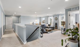 10 Gina Dr, Allentown, NJ 08501