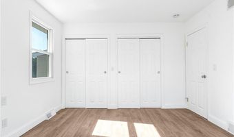 44 Atwells Ave, Johnston, RI 02919