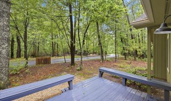 323 PALMER Rd, Basye, VA 22810