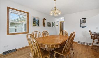 178 40th St, Allegan, MI 49010