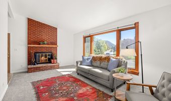 1019 Riverview Dr, Glenwood Springs, CO 81601