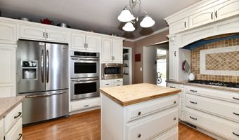 1910 Ivy Dr, Anderson, IN 46011