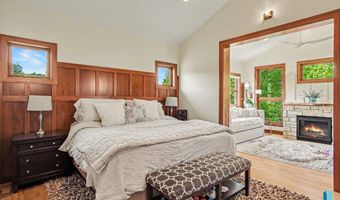 505 N Pasque Flower Trl, Brandon, SD 57005