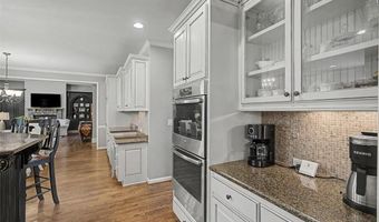 31 Rocky Brook Ct, Acworth, GA 30101