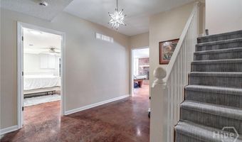 105 Moss Side Dr, Athens, GA 30607