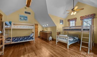 47 Cedar Hill Dr, Asheville, NC 28803