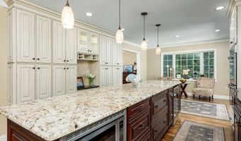 78 Deer Run Dr, Colchester, CT 06415
