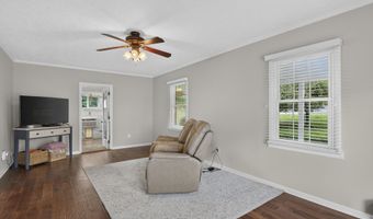 379 NE Morningside Ln, Abingdon, VA 24210