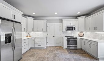 1005 Renfroe Lk, Auburn, GA 30011