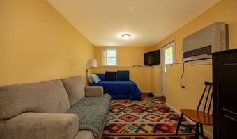 96 Smith Rd, Barnet, VT 05821
