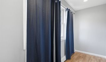 13 MEADOW, Bayonne, NJ 07002