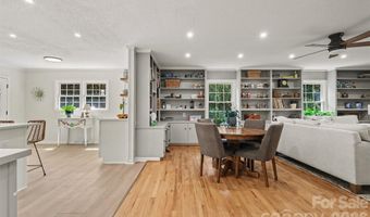 1203 Flintshire Dr, Albemarle, NC 28001