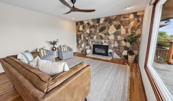410 Pleasant Ave, Astoria, OR 97103