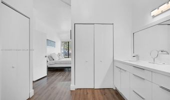 20505 E Country Club Dr 137, Aventura, FL 33180