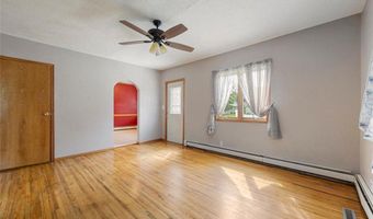 1020 Saint Jacob Ave, Albert Lea, MN 56007