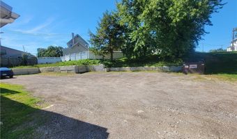 1469 Bridge St, Ashtabula, OH 44004
