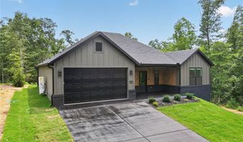 4 McGaugh Dr, Bella Vista, AR 72714
