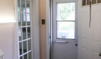 22 E Chestnut St, Augusta, ME 04330