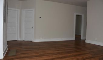 103 OAK St, Ambler, PA 19002
