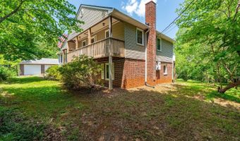 787 Woodlawn Trl, Appomattox, VA 24522