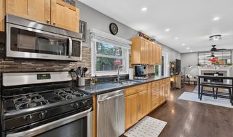 1000 Louis Ave, Algonquin, IL 60102